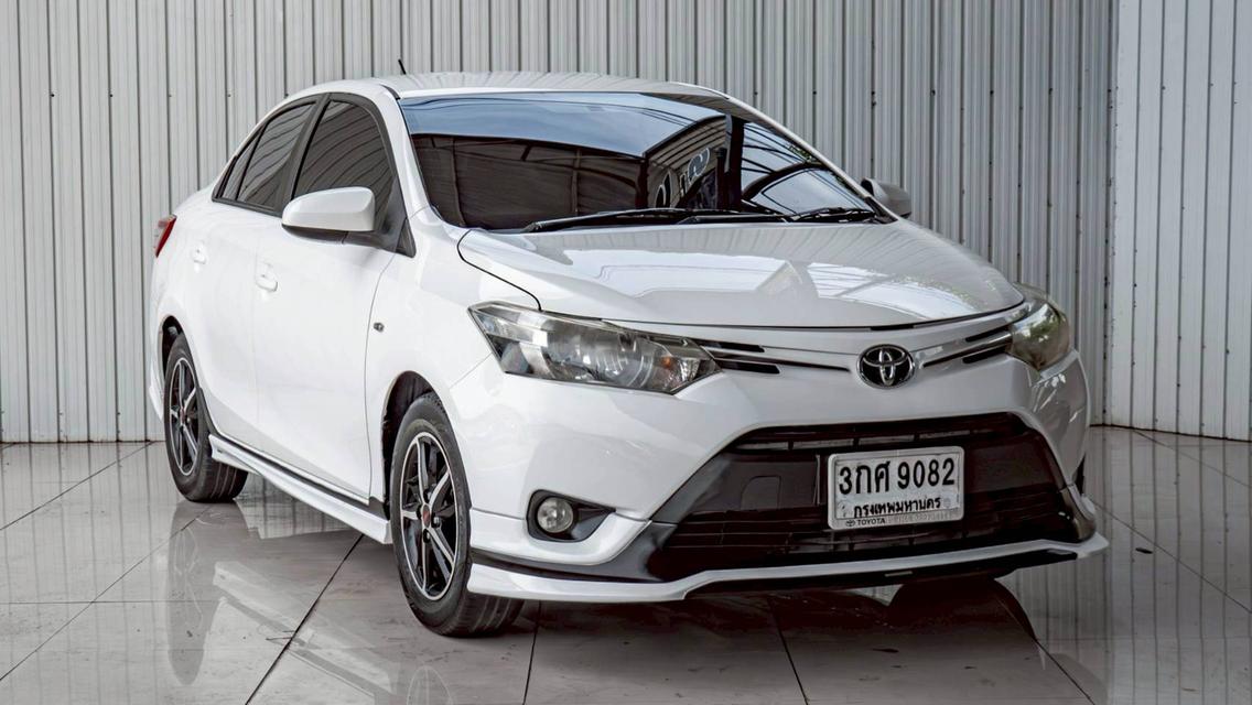 TOYOTA VIOS 1.5 TRD SPORTIVO ปี 2014 สีขาว โฉม ปี13-ปัจจุบัน