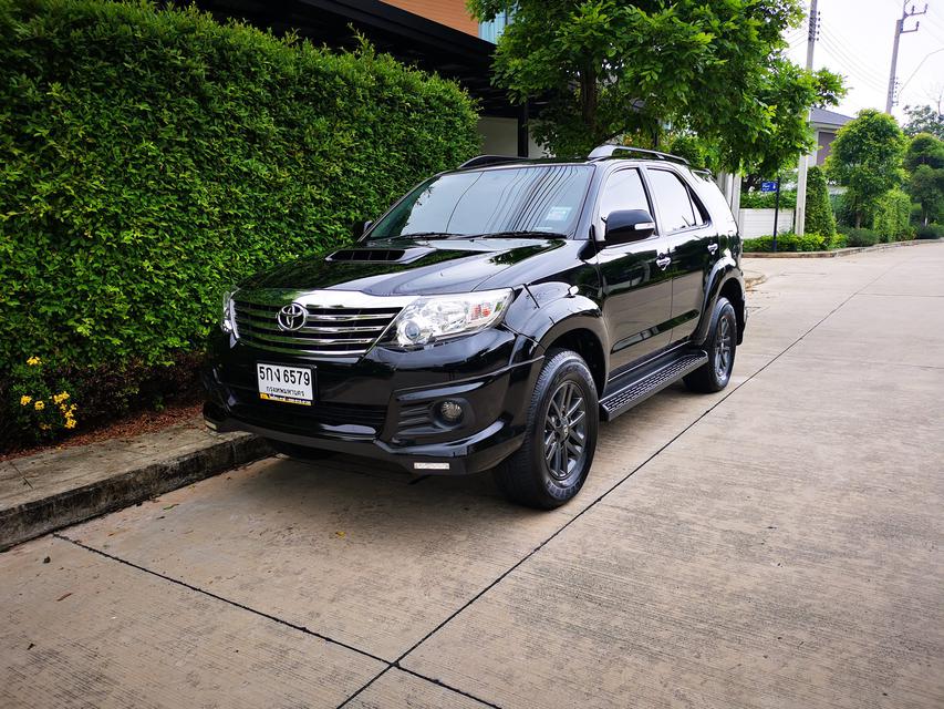 Toyota Fortuner 3.0 V (ปี 2016) SUV AT 1
