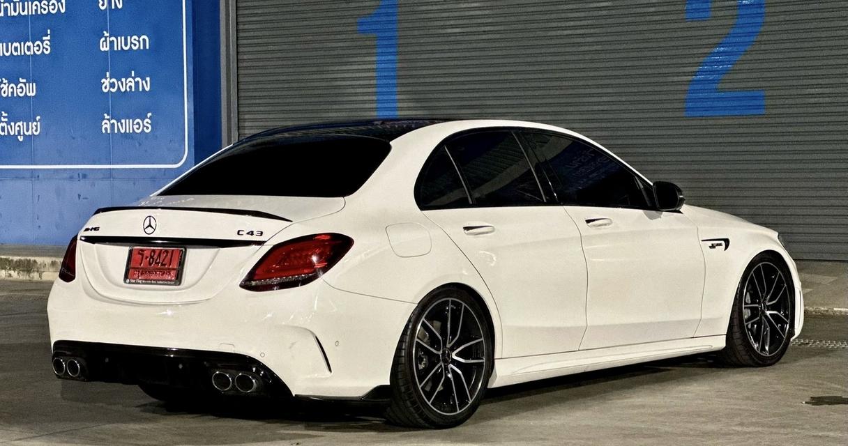 Mercedes-AMG C43 4Matic Sedan 2
