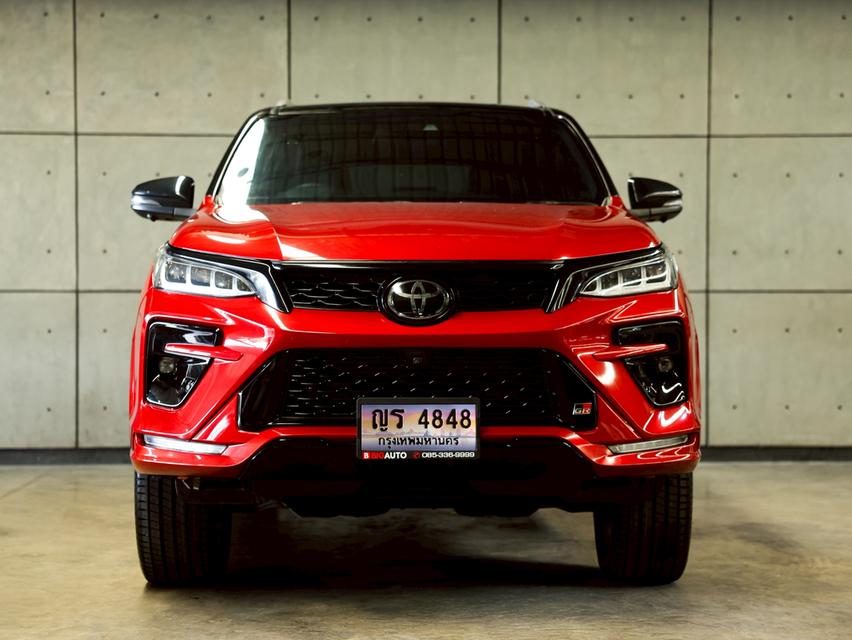 2022 Toyota FORTUNER 2.8 GR Sport (Black Top) 4WD SUV AT รูปย่อยที่ 2