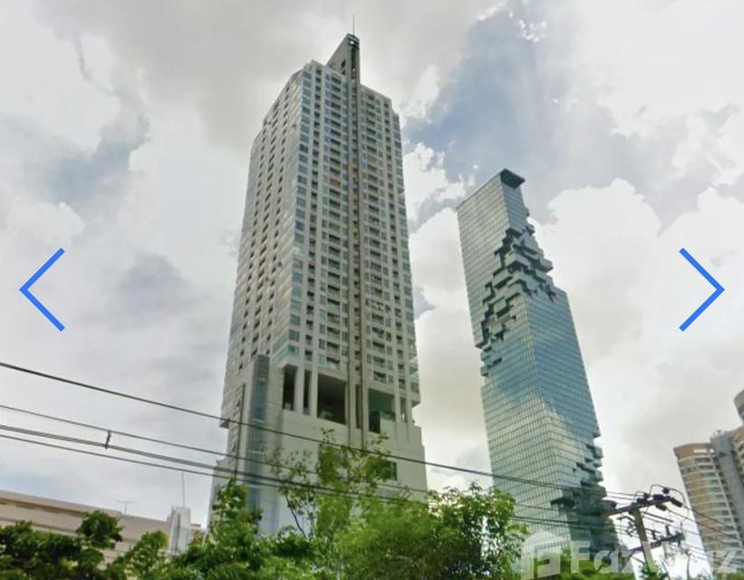 Furnished room for rent on Sathorn Road at Silom Suite Condo opposite the AiA Sathorn Tower very close to BTS St.Louis 15