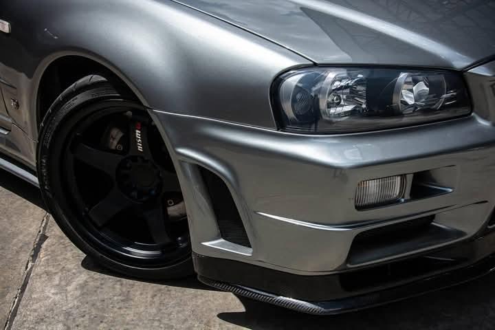 Nissan GT-R  R34 3