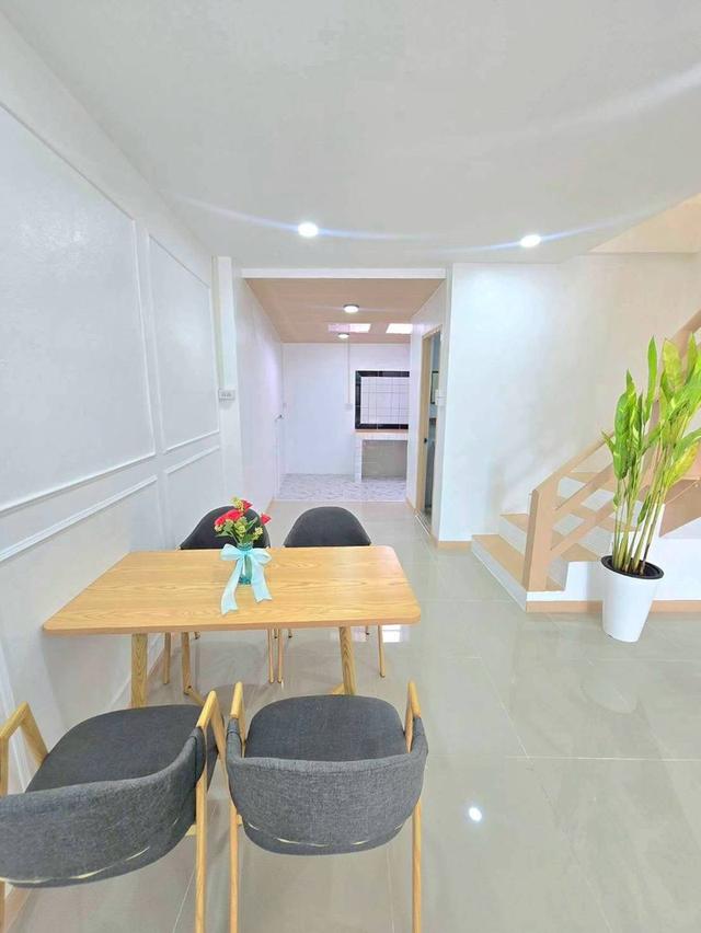 หมู่บ้านศรีประจักษ์4 9