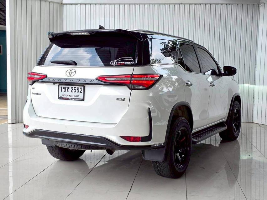 TOYOTA FORTUNER มือสอง ปี 2021 รูปที่ 9