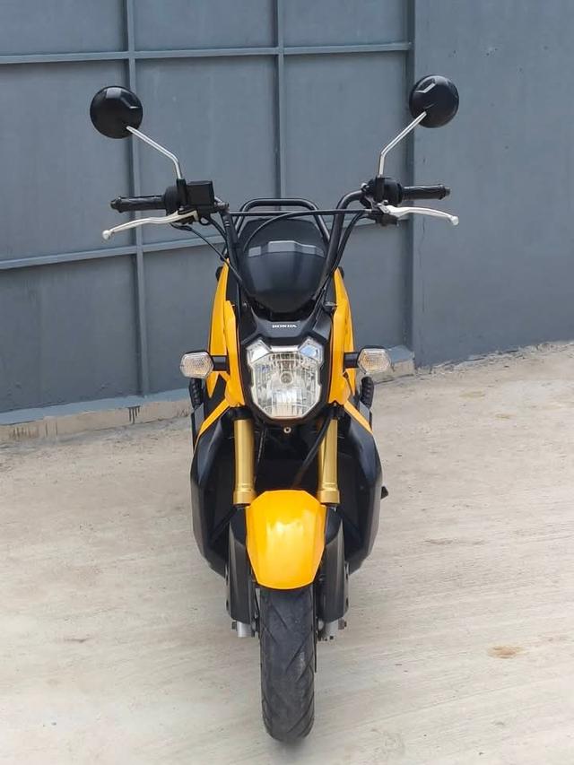 Honda Zoomer X สีเหลือง 10