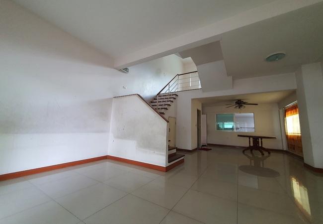 ขายทาวน์เฮ้าส์ หมู่บ้านมนเทียรทิพย์ ซอยคู้บอน 27 ถนนรามอินทรา เขตบางเขน กรุงเทพมหานคร 3