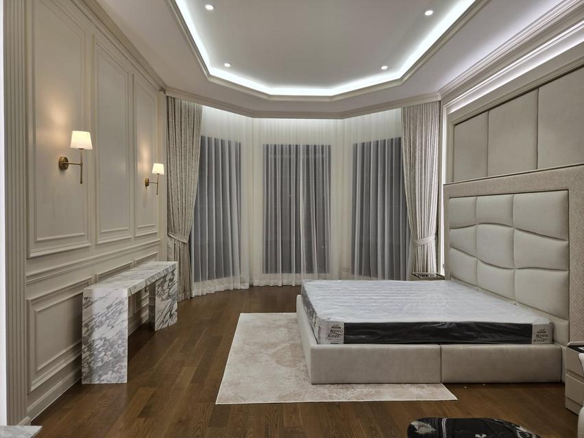 ขาย / เช่า หมู่บ้านนาราสิริ กรุงเทพกรีฑา  หมู่บ้านหรูระดับ Top ของแสนสิริ ตัวบ้านเป็น double volume 5