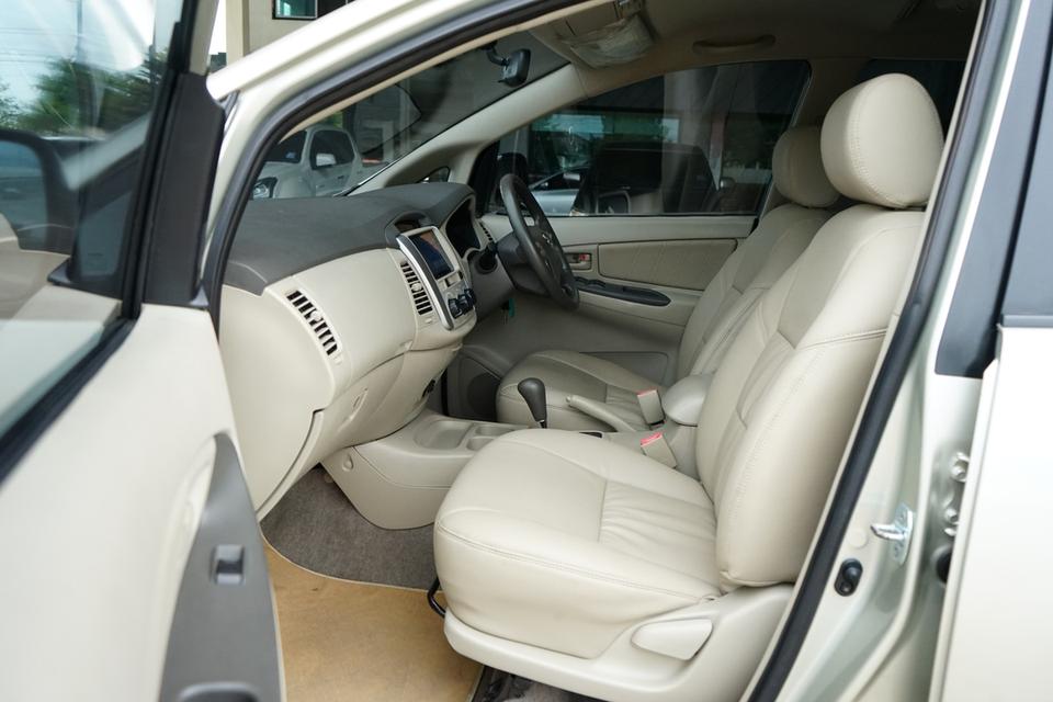 2014 TOYOTA INNOVA 2.0G OPTION 8