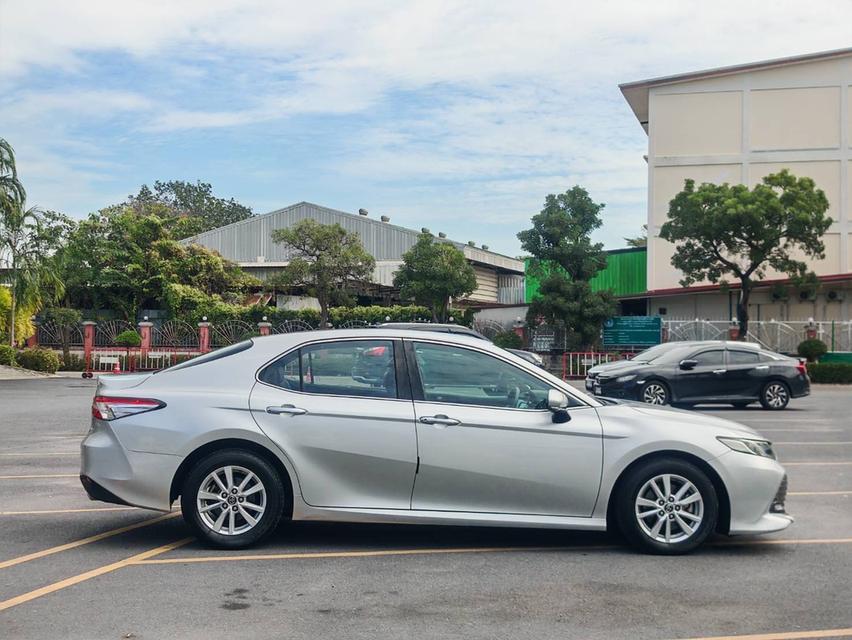 TOYOTA CAMRY 2.0 G ปี2018จด19 AUTO รูปย่อยที่ 4