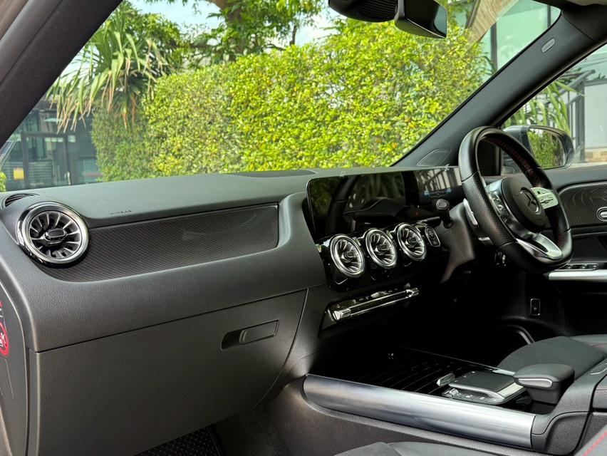 2024 BENZ GLA 200 AMG รถมือเดียวออกป้ายแดง เลขไมล์ 16,000 กม สภาพป้ายแดง รถไม่เคยมีอุบัติเหตุครับ 11