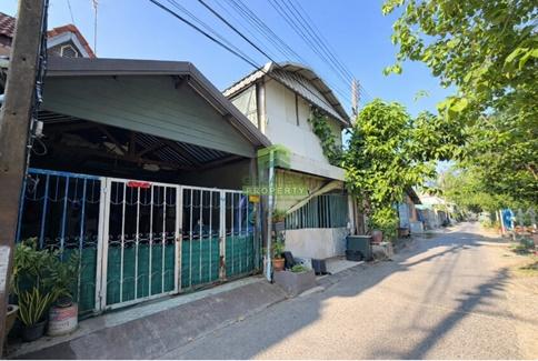 ขายทาวน์เฮ้าส์ ซอยเปียร์นนท์ ลำลูกกา คลอง 2 ปทุมธานี เนื้อที่ 16 ตร.ว ราคาต่อรองได้ 1