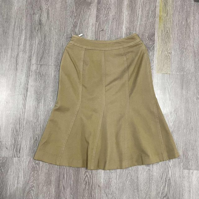 กระโปรงมือสองสวยๆ ทักมาเลยจ้ะ