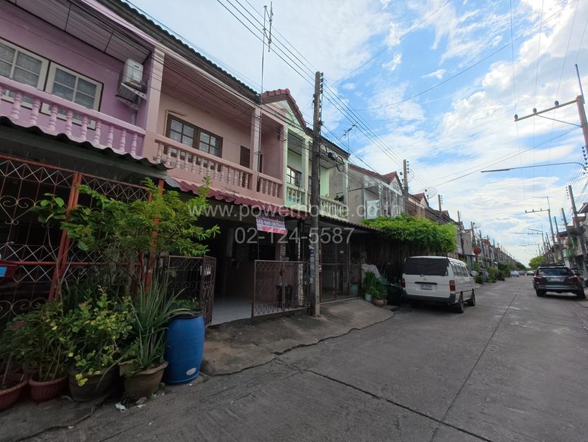 บ้านแอร์วิลล่า ใกล้ตลาดเปียร์นนท์ ถนนลำลูกกา ต.คูคต อ.ลำลูกกา จ.ปทุมธานี 2
