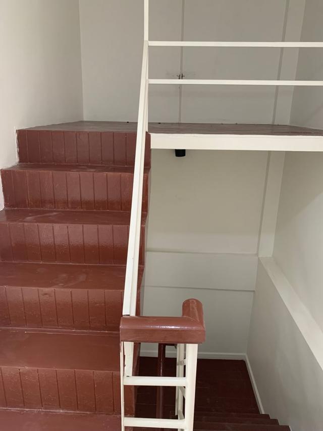 ขาย :ทาวน์เฮาส์ 3 ชั้น, เนื้อที่ 16 ตรว.  หมู่บ้านเอกนคร ห้าแยกวัชรพล 14