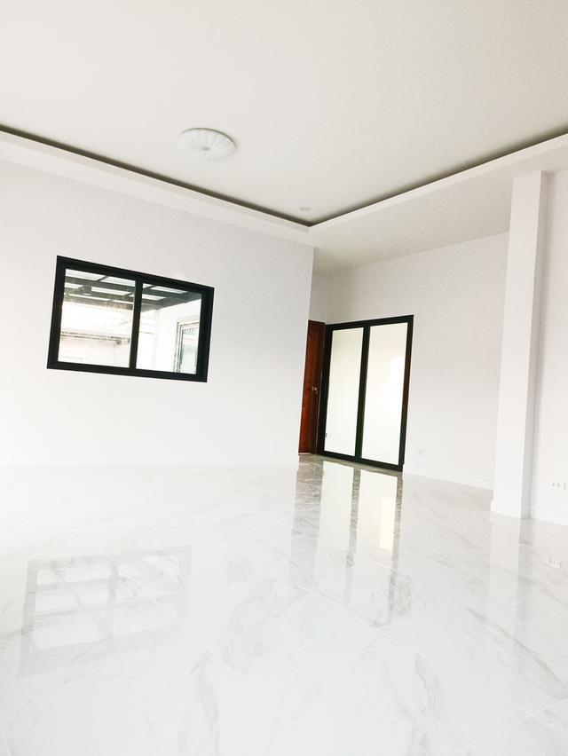 📍 บ้านเดี่ยว 69 ตร.ว. ฟังก์ชันครบ 3 นอน 2 น้ำ 1 รับแขก เพียง 2.25 ลบ. ฟรีโอน ทักด่วน 💸 4