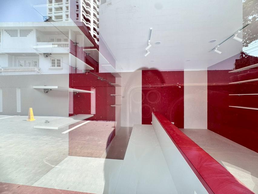 ให้เช่าพื้นที่ร้านค้า ทองหล่อ13 เข้าซอยเพียง 100 เมตร ทำเลดี เหมาะทำธุรกิจ (N.1985) 2