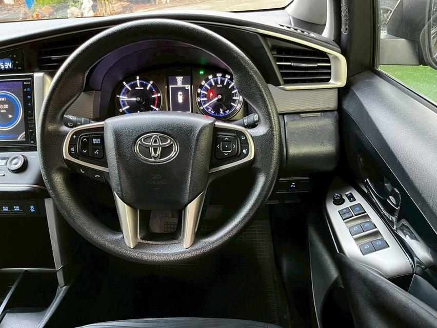 TOYOTA INNOVA CRYSTA เครื่อง2.8cc. AUTO ปี 2022  ราคาถูกที่สุด: รูปที่ 6