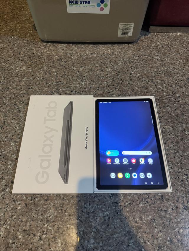 ขายSamsungTabS9FEสีGray128กิ๊กLTEใส่ซิมได้ยกกล่องอุปกรยังไม่แกะใช้งานดีทุกๆฟังชั่นถูกๆ