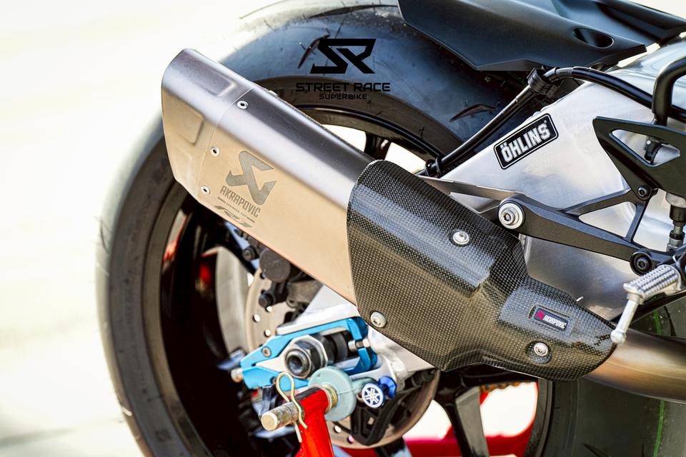 2021 Yamaha yzf-r1 ปี 2021 สีดำ ท่อ akrapovic แท้ ไมล์แค่ 3,000+ กม. 3
