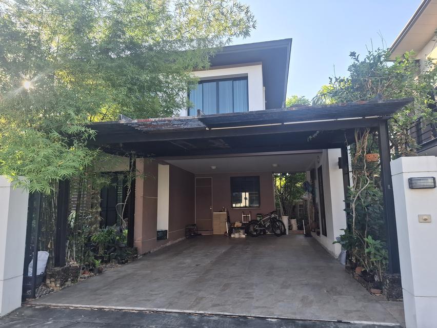 บ้านเดี่ยวซอยรามคำแหง94 หมู่บ้านอควา ดิวิน่า Aqua Divina โซนรามคำแหง ใกล้ MRT สีส้ม สะพานสูง จอดรถได้ 4 คัน จำนวน 3-4 ห้องนอน 3