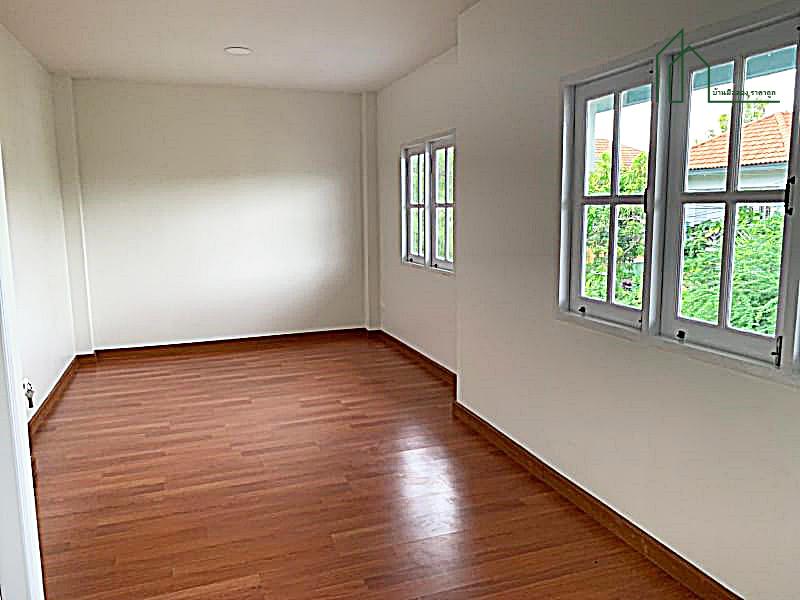 บ้านแฝด 2 ชั้น 37 ตรว. หมู่บ้าน บุรีรมย์ ซาฟารีเวิลด์ ซอยเลียบคลองสอง 23 คลองสามวา  11