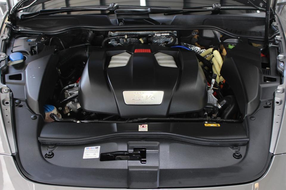 รหัสรถ JRS446 Porsche Cayenne Hybrid 2013 ราคาไม่ถึงล้านได้ไปคุ้มแน่นอน รูปที่ 6