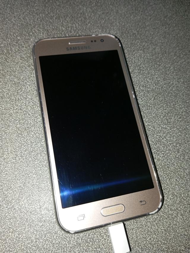 Samsung J2 มือสอง