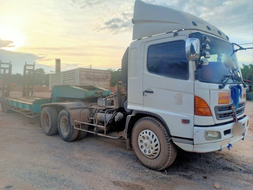 HINO 260 แรงม้ากับหาง SSC ปี46  3