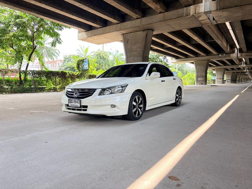 ซื้อสดไม่มีแวท Honda Accord 2.0EL