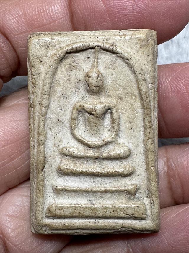 พระสมจพระประธาน พร้อมตลับชุบเงินเจ้าของเดิมใส่ไว้