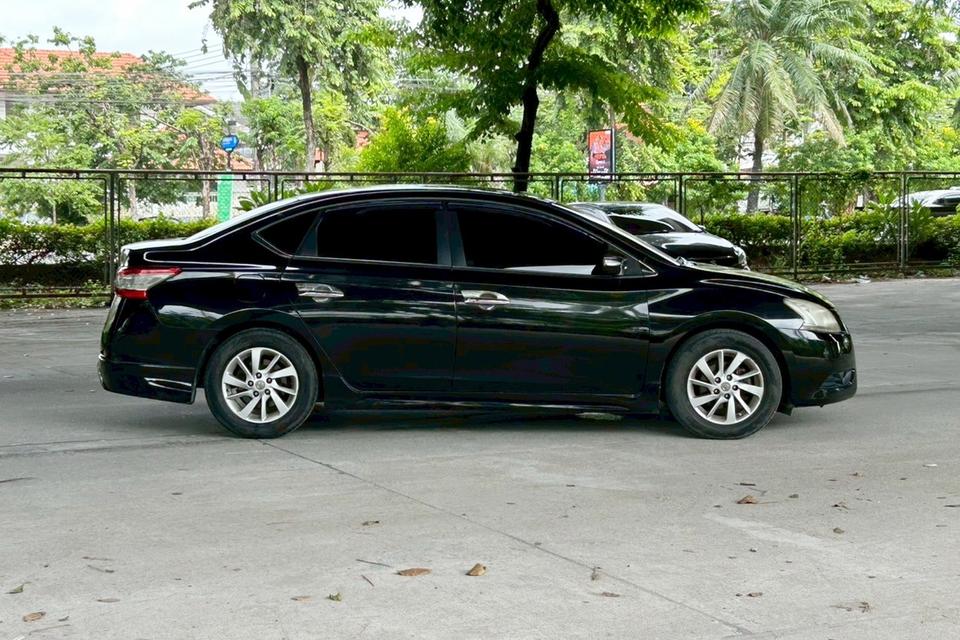 Nissan Sylphy 1.6 V AT ปี 2014 รถสวยไมล์น้อย 92,xxx km.