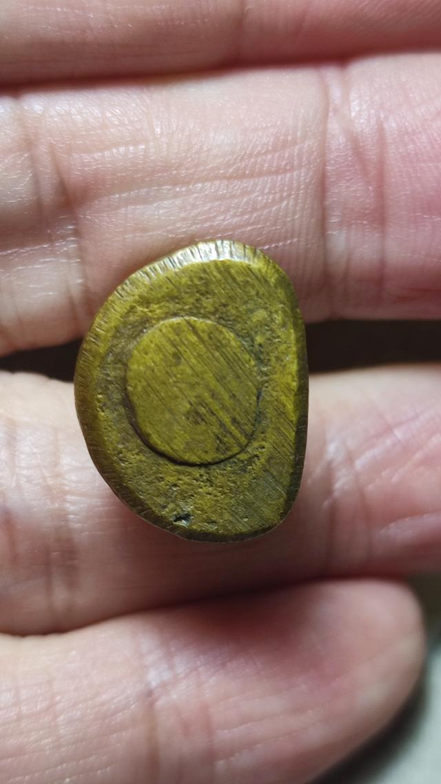 พระเครื่องเนื้อเก่า พระบ้าน 2