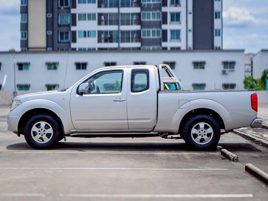 NISSAN NAVARA 2.5 LE KING CAB เกียร์ Auto สีบรอนซ์เทา ปี 2010  11