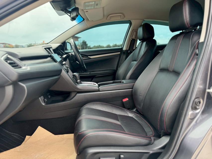 HONDA CIVIC FC  1.5 RS TURBO (MNC)  TOP ปี 2019 สีเทา  เกียรออโต้  13