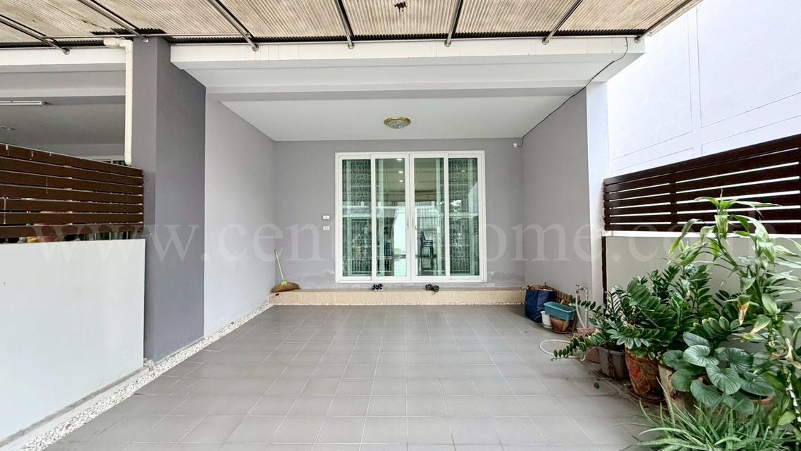 ทาวน์โฮม 3 ชั้น ดิ เอ็กซ์คลูซีฟ แคราย - งามวงศ์วาน หลังริม 2