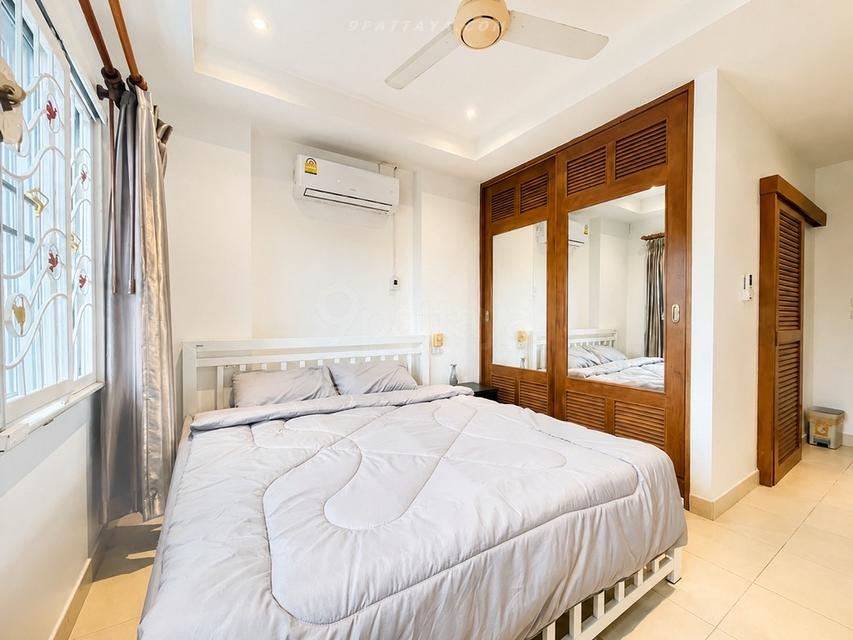 For Sale / For Rent — Pool House at View Point Village, PattayaSingle detached house for sale and rent at View Point Village, Pattaya. Spacious 11