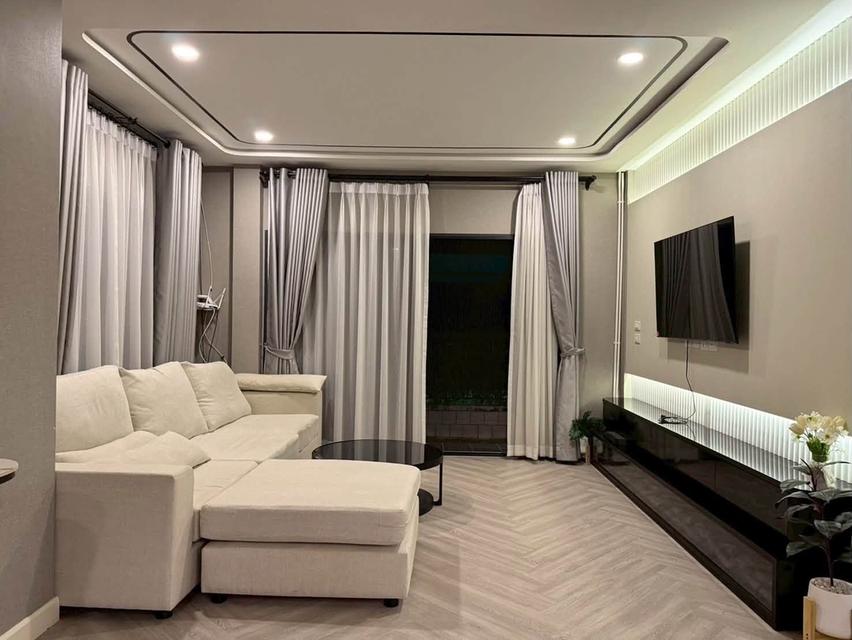 U1486 ให้เช่าทาวน์โฮม 3 ชั้น หลังมุม สิริเฮ้าส์ รัชดา 18 SIRI HOUSE บ้านพร้อมเฟอร์ ทำเลดีเดินทางสะดวกเข้าออกได้หลายทาง 4