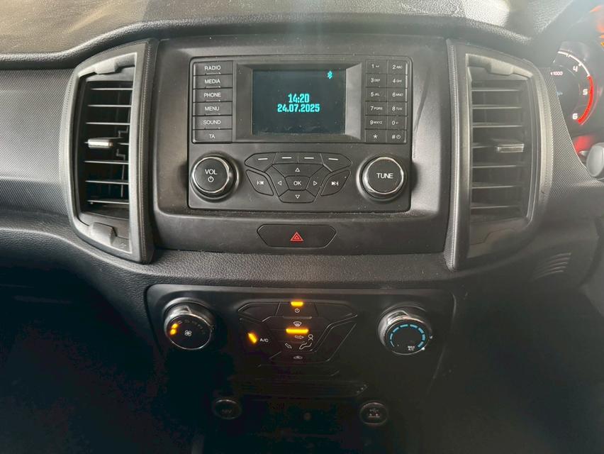 ขายรถ Ford Ranger 2.2XL Standard CAB ปี 2019 สีขาว เกียร์ธรรมดา 13