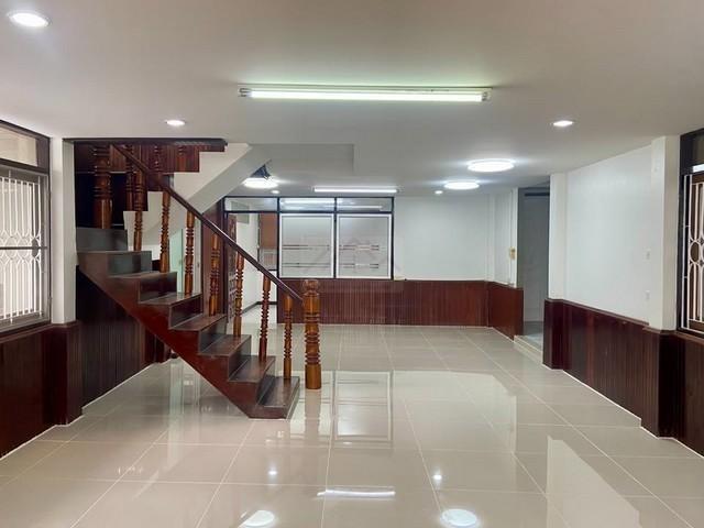 PB5898ให้เช่า บ้านเดี่ยว 2 ชั้น ย่านพระรามเก้า ซอยพระรามเก้า 62 เสรี 8 ใกล้เดอะไนน์พระราม9 ใกล้แอร์พอร์ตลิ้งค์หัวหมาก 3