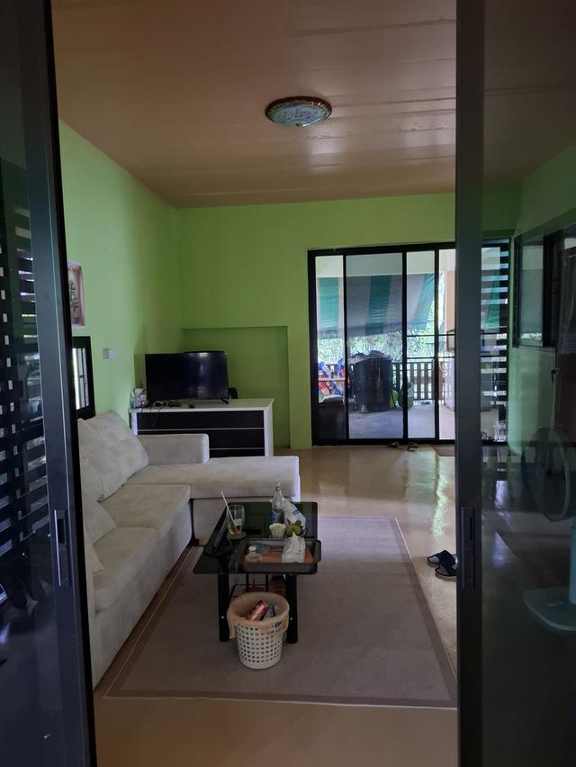 บ้าน2 ชั้น 4ห้องนอน 2ห้องน้ำ พื้นที่ใช้สอย 260 ตรม. พร้อมที่ดิาปลูกผลไม้รอบบ้าน 1 ไร่ 11