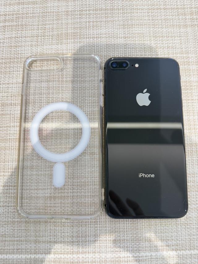 iPhone 8 Plus 64GB สีดำ