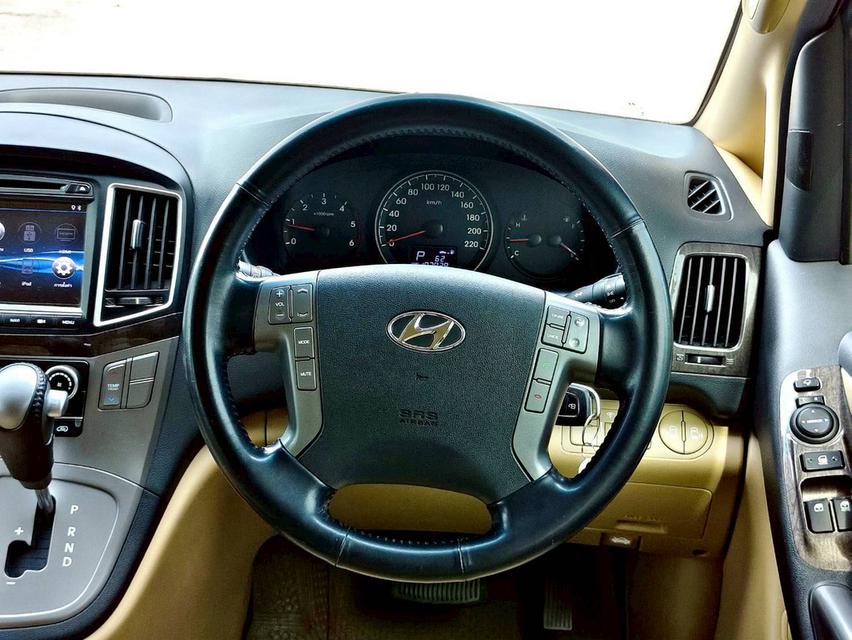 Hyundai H1 2.5Deluxe ปี17 11