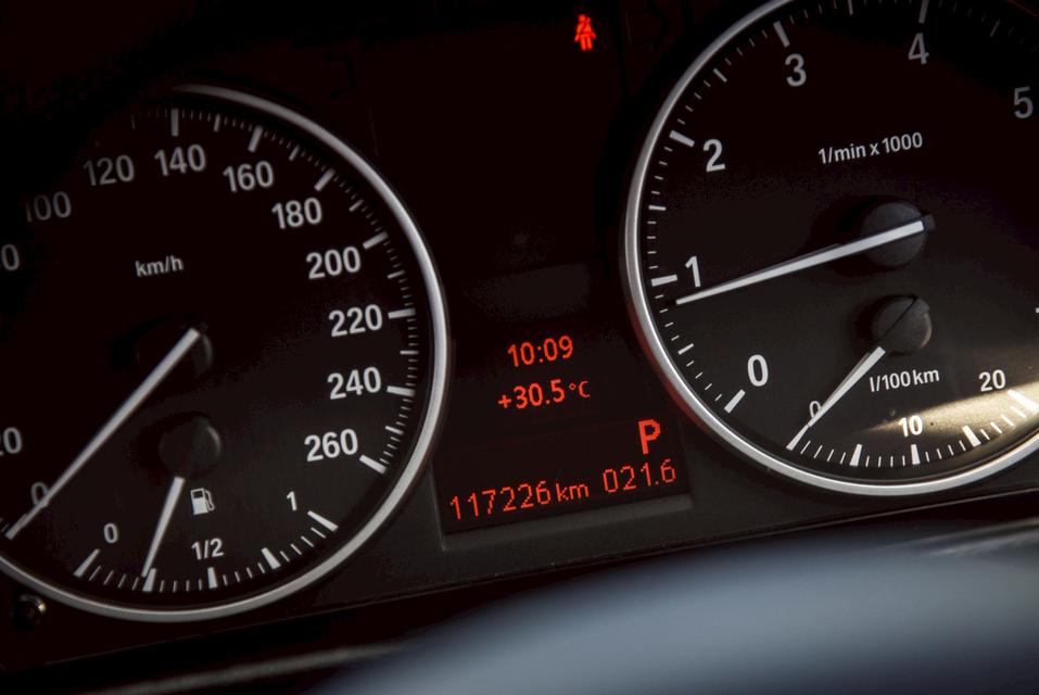 รหัสรถ CBL5843 BMW X1 sDrive18i M Sport E84 AT 2016 16