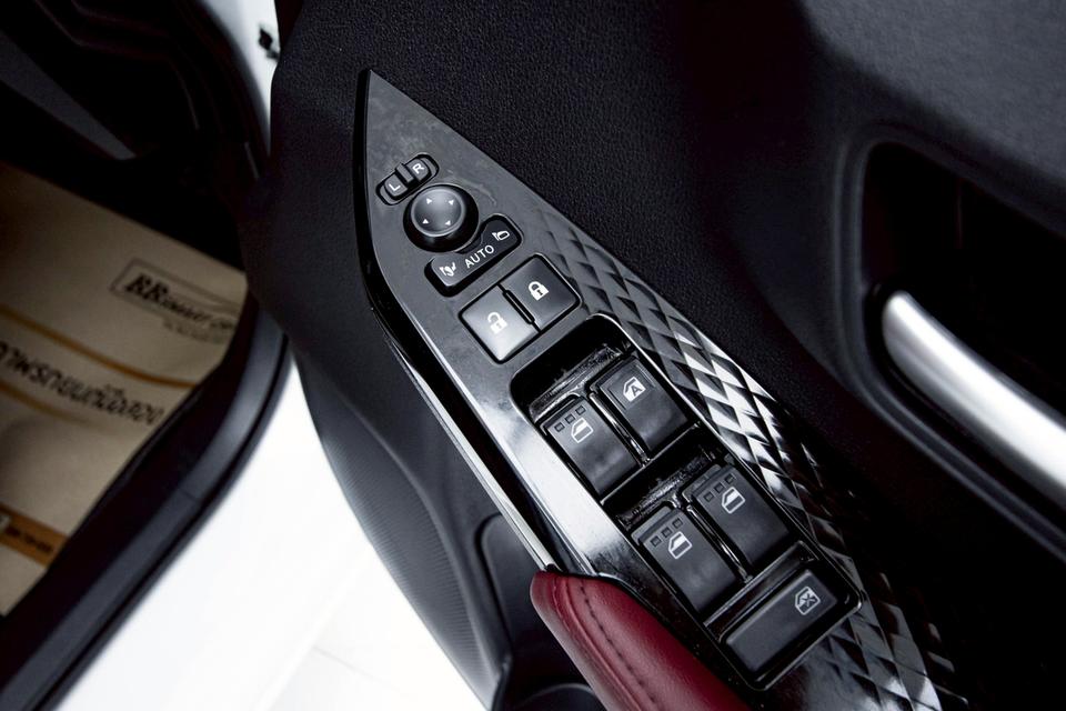 รหัสรถ 1D784 YARIS ATIV 1.2 PREMIUM LUXURY 2024 10