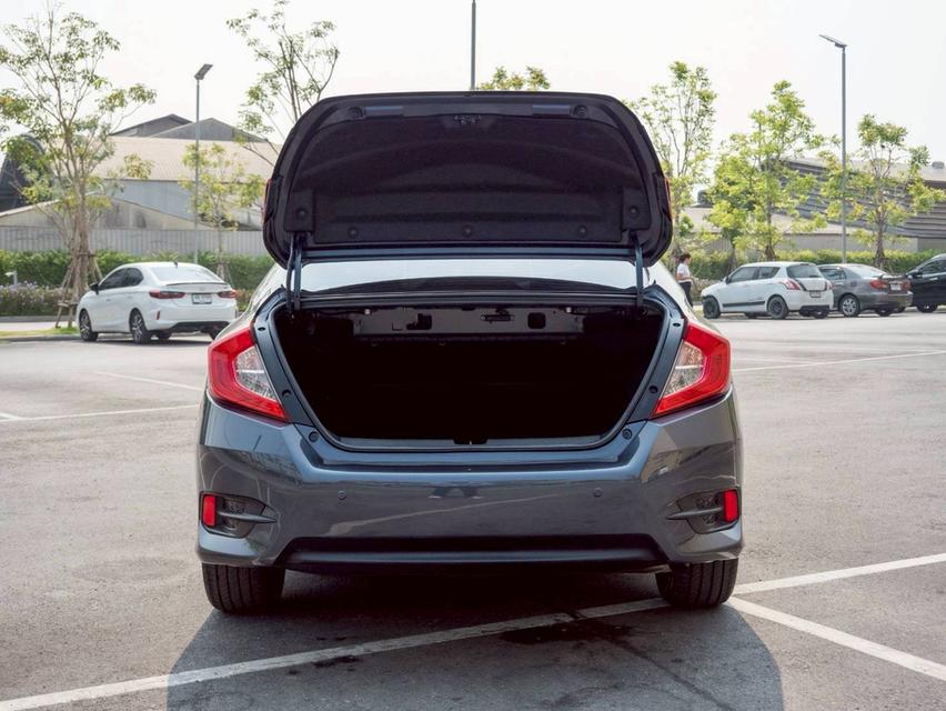 Honda Civic Fc E 2018 6