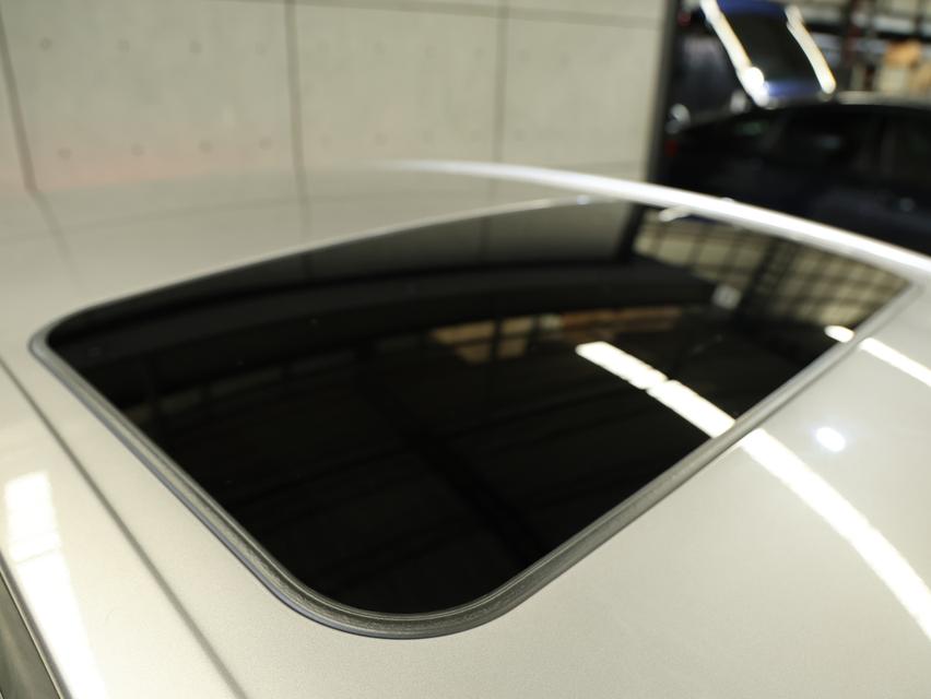2022 Toyota CAMRY 2.5 (ปี 18-24) Premium Sedan AT B3806 รูปย่อยที่ 3