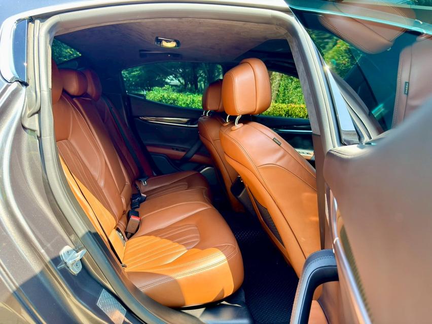 Maserati Ghibli S 2015 สีเทา รถสวย ขับดีมาก ราคาถูกมาก รูปที่ 14