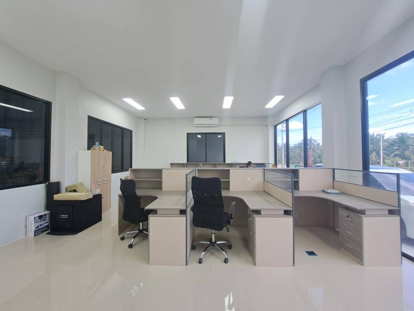 ให้เช่าโรงงานมือหนึ่ง 3 ไร่ 2800 ตรม. ขอใบรง.4 ได้ สมุทรสาคร ใกล้วัดพันธุวงษ์ ซ.สีวาพาสวัสดิ์-พันธุวงษ์ 12