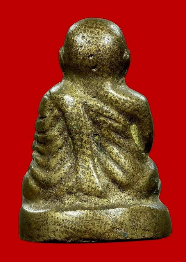 หลวงพ่อเงิน ออกวัดห้วยเขน