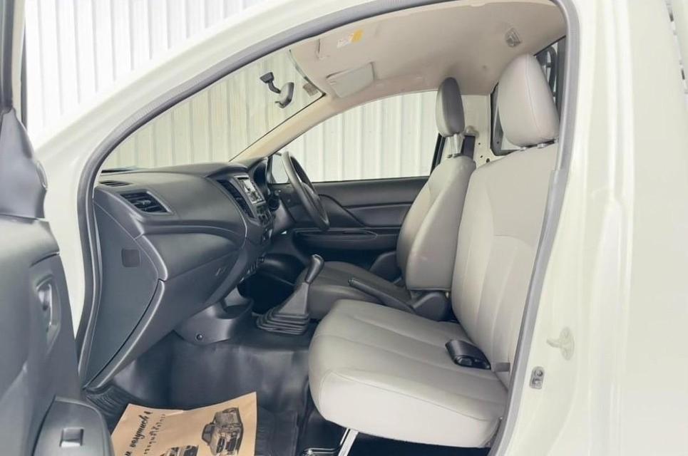 Mitsubishi Triton 2.5 GL Single Cab ดีเซล เกียร์ธรรมดา ปี2022 10